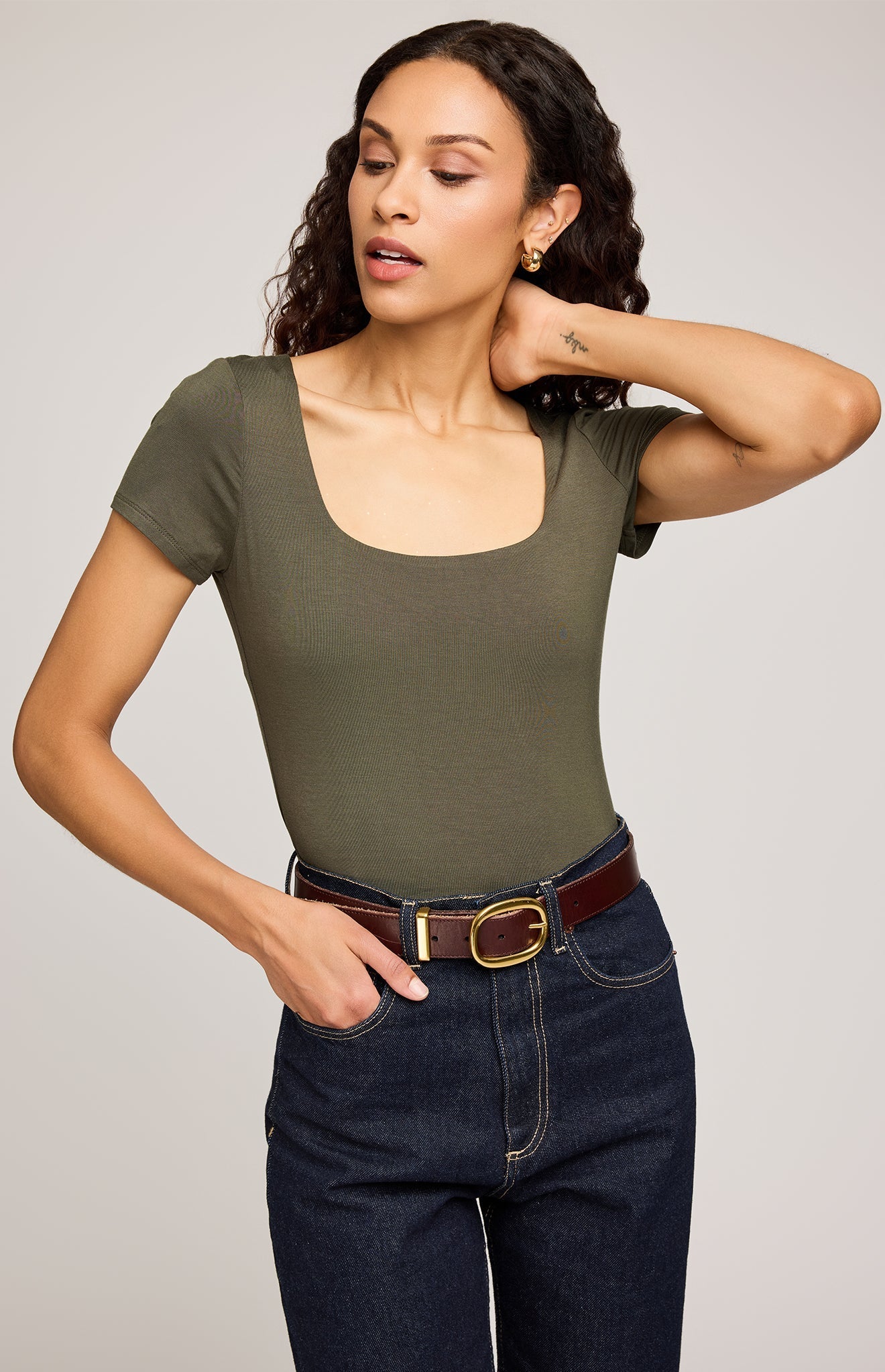 Fiora Tee