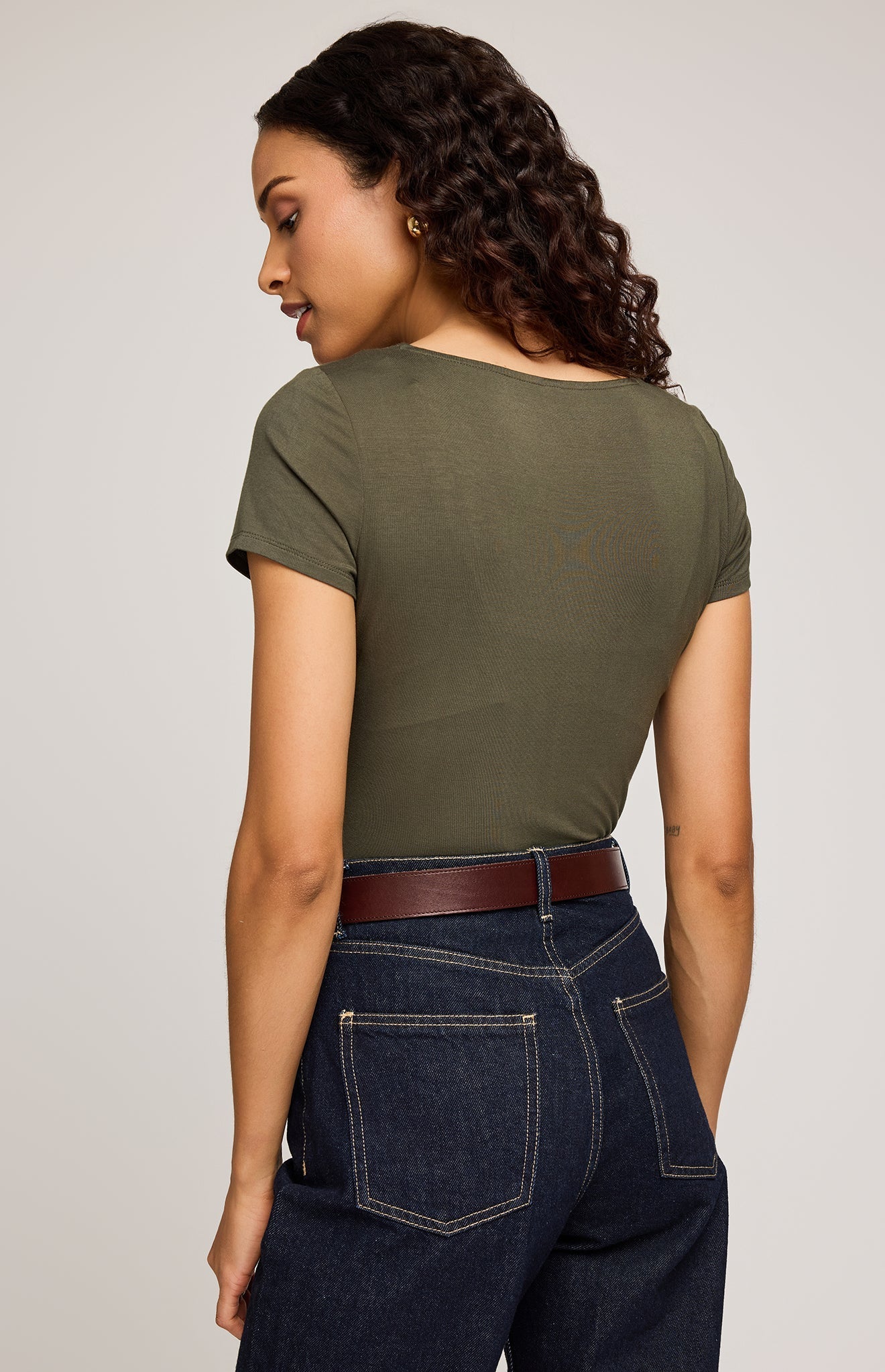 Fiora Tee