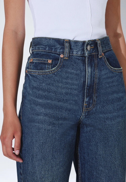 Echo Mid Straight Jeans