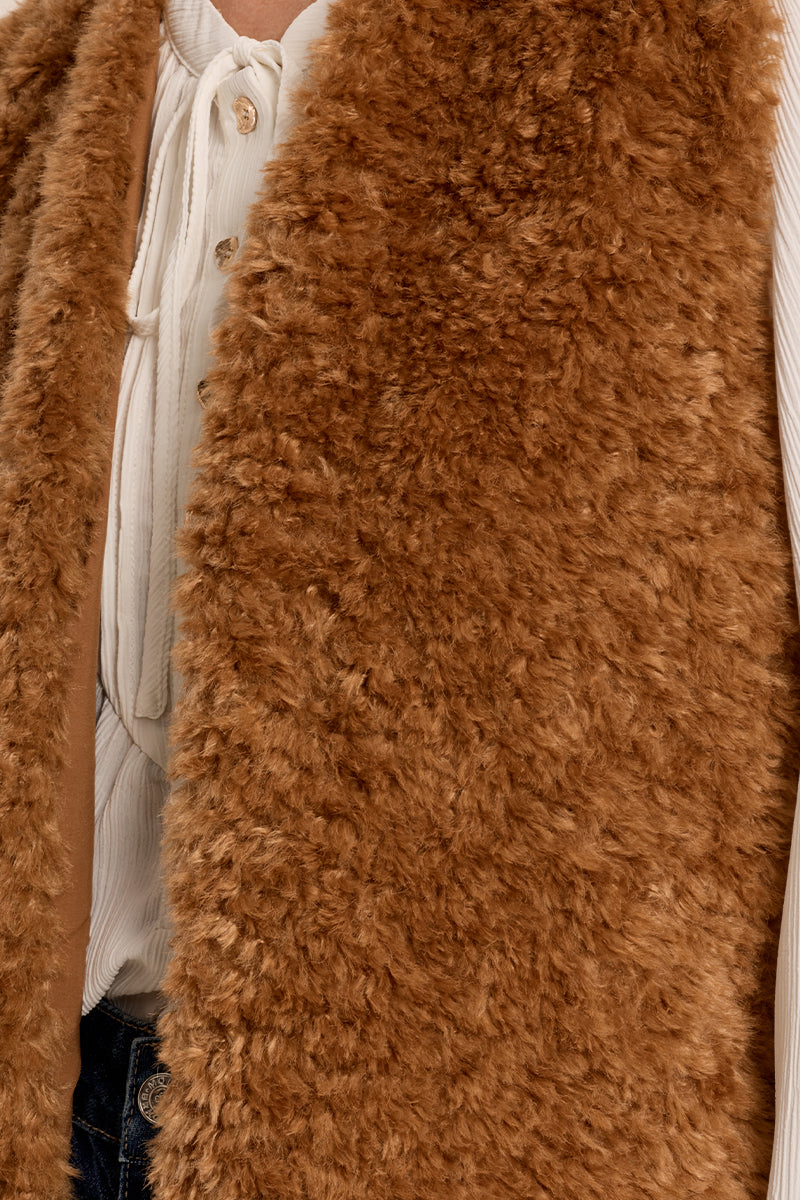 Amber Teddy Vest