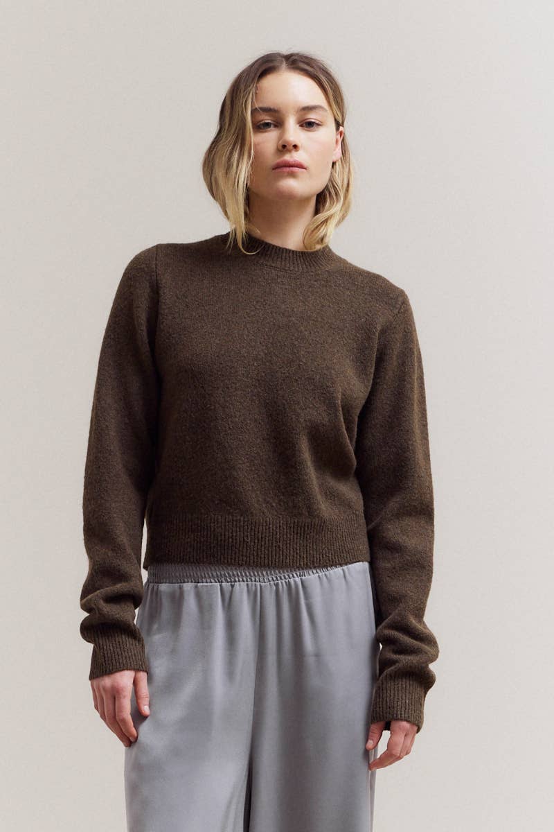 Dakota Basic Crew Neck Sweater