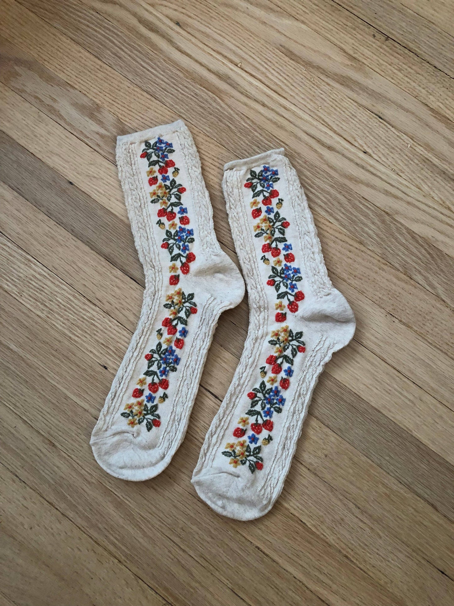 Strawberry Garden Sock