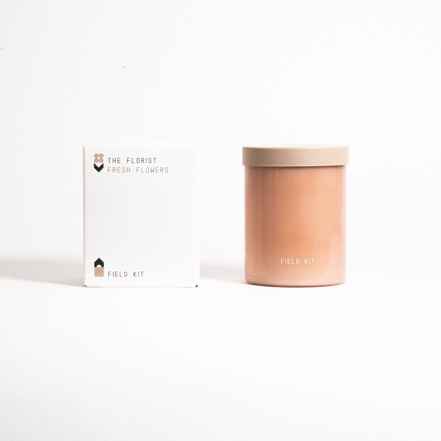 The Florist Glass Candle - Fresh Flowers
