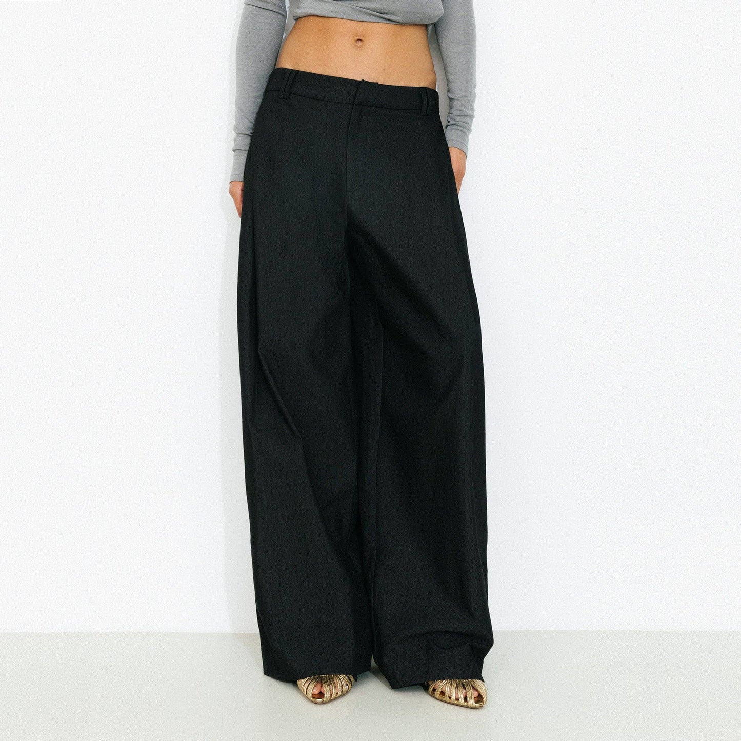Wide-Leg Tapered Tailored Trousers