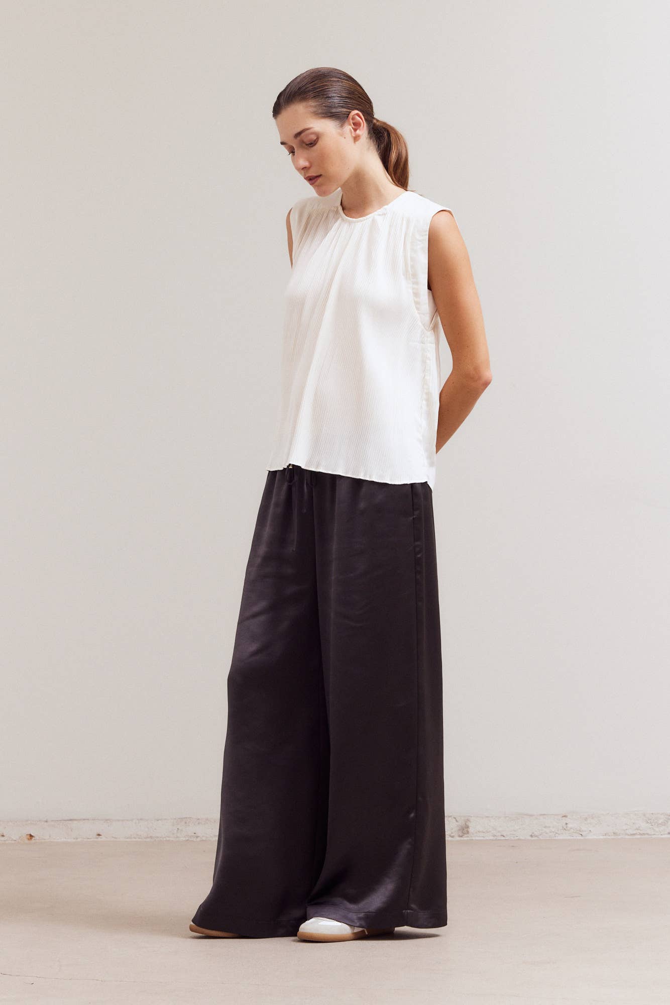 Sierra Pleated Sleeveless Top