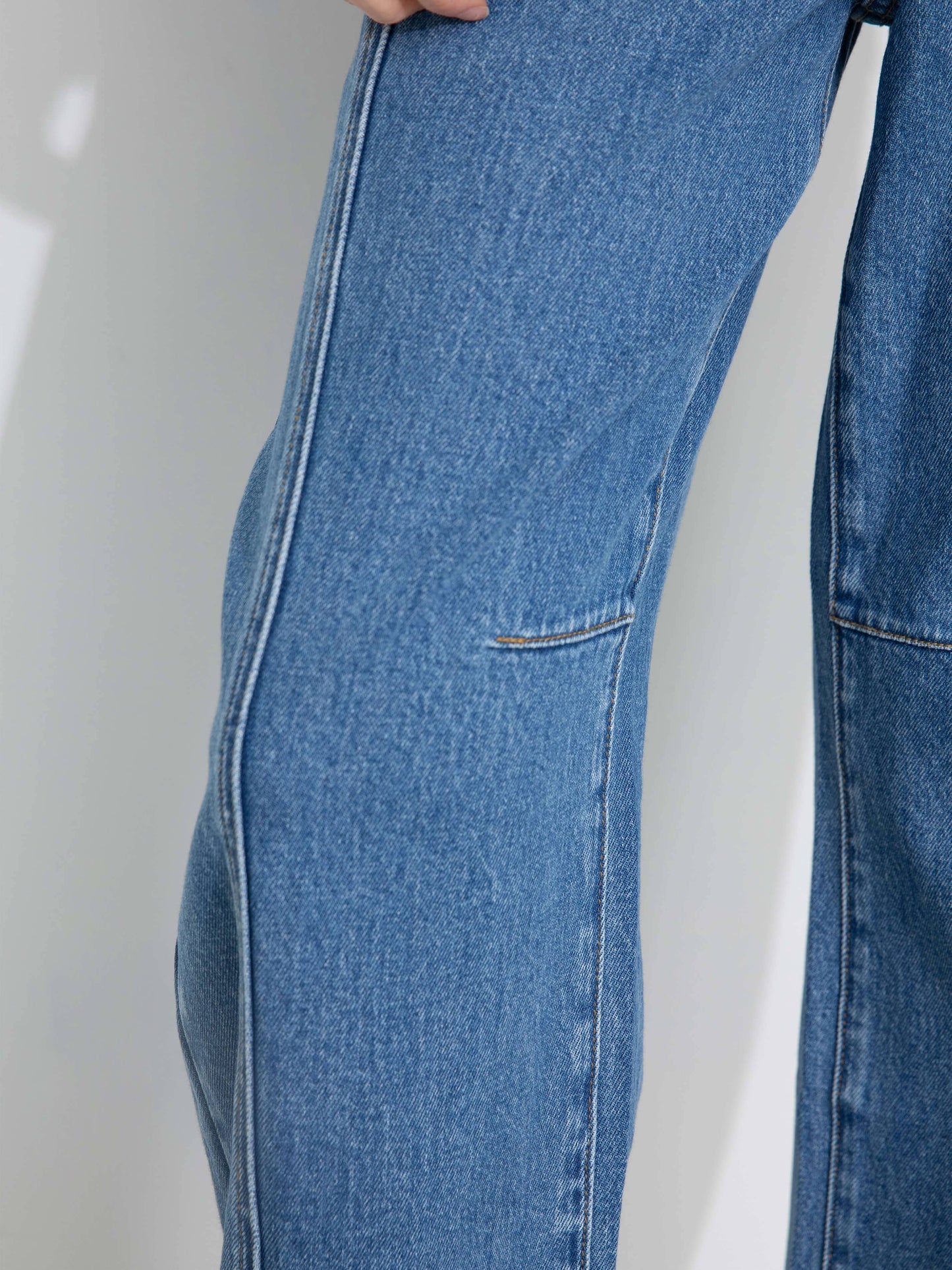 Panelled Loose-Fit Wide-Leg Tapered Jeans