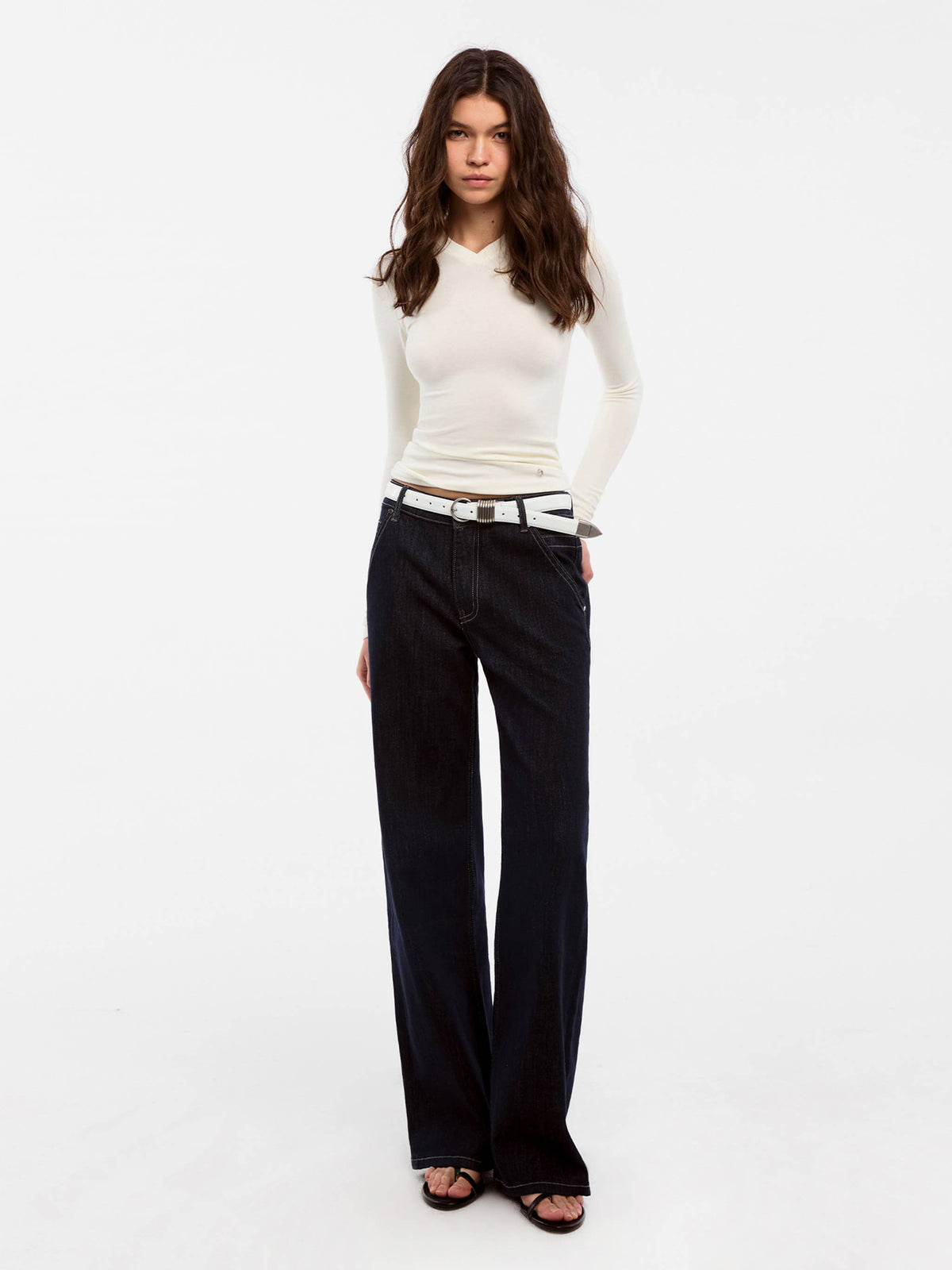 CUBIC Classic Straight Leg Jeans