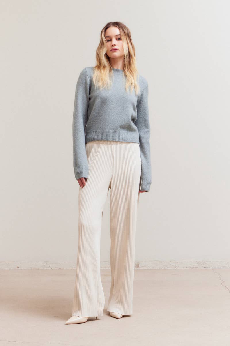 Dakota Basic Crew Neck Sweater
