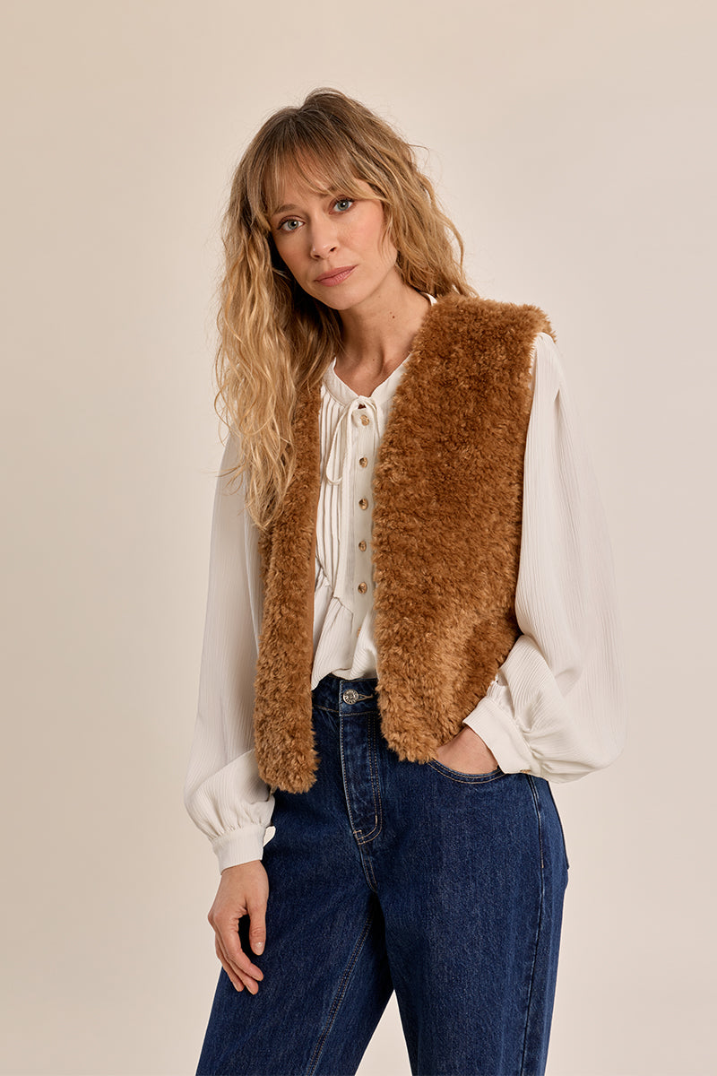 Amber Teddy Vest
